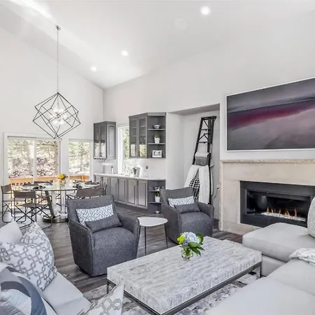 4 Bedroom Luxury Home In East Vail